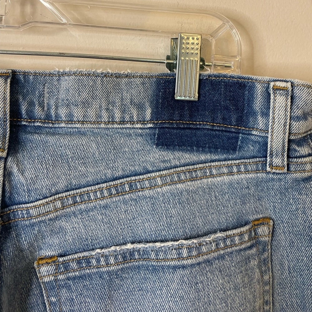 Abercrombie & Fitch Curve Love The ‘90s Straight Ultra High Rise Vent Hem Jeans - Picture 6 of 11